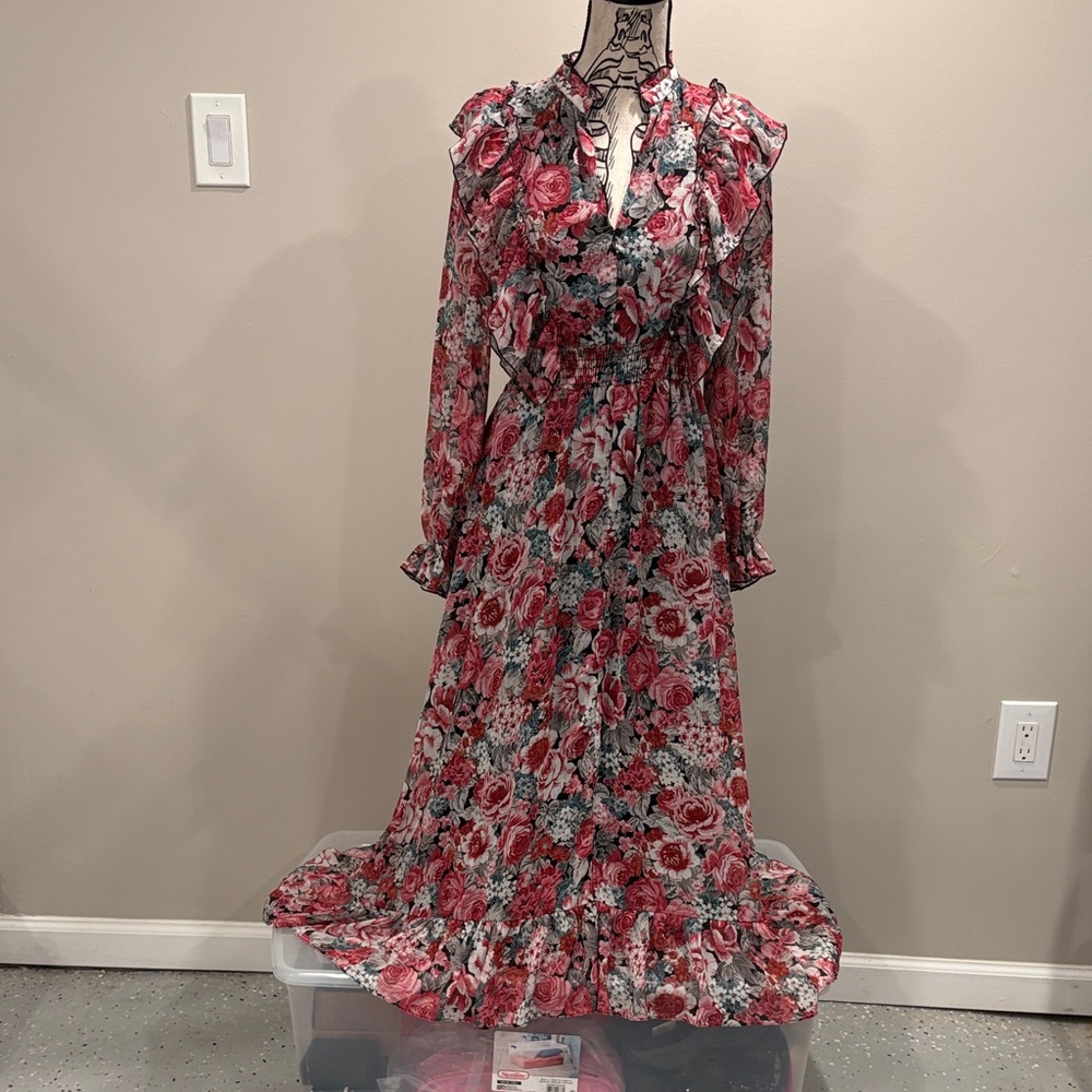Zara Red and Black Floral Long Sleeve Dress NWOT